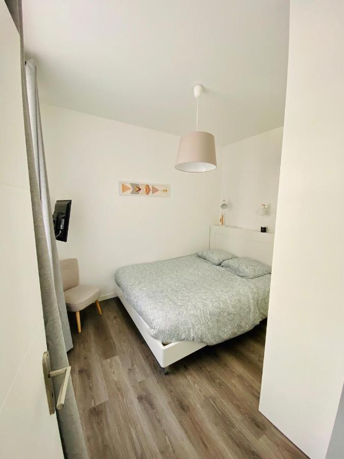 Appartement 65 m2 rue piétonne de Lille Extérieur photo