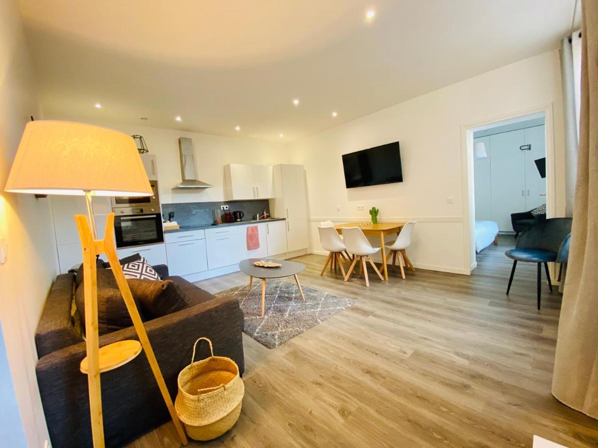 Appartement 65 m2 rue piétonne de Lille Extérieur photo