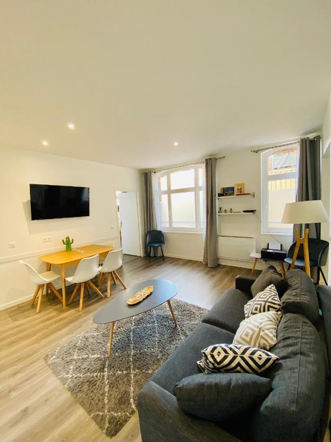 Appartement 65 m2 rue piétonne de Lille Extérieur photo